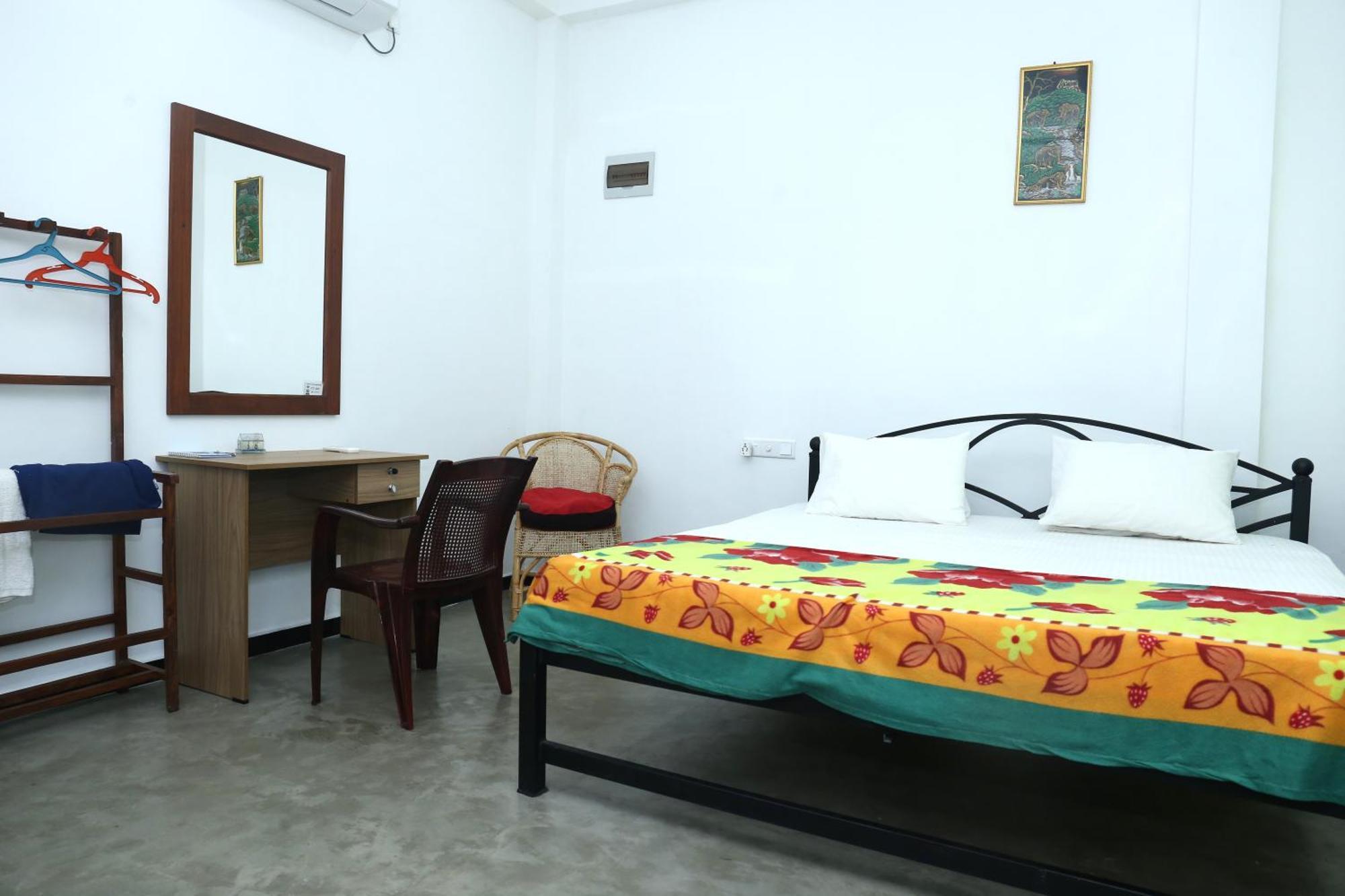 Sandy Palms Guesthouse Hikkaduwa Bagian luar foto
